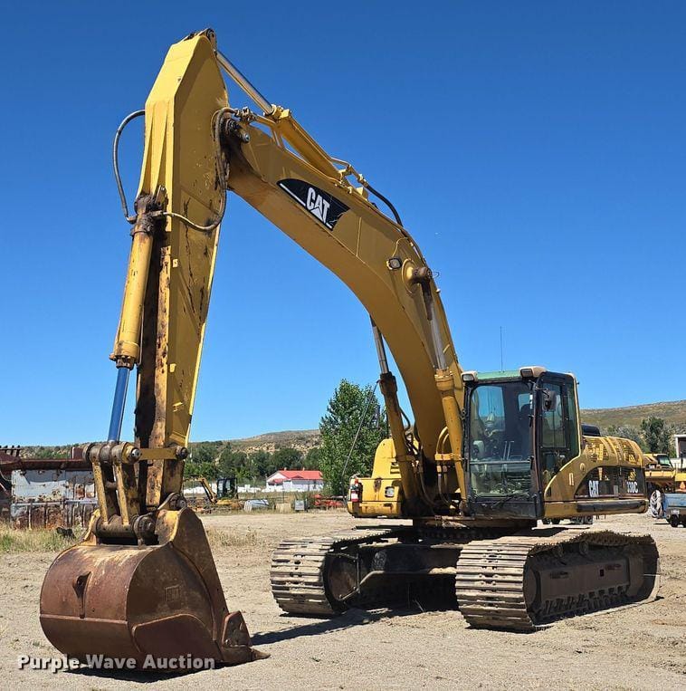 Main image Caterpillar 330C