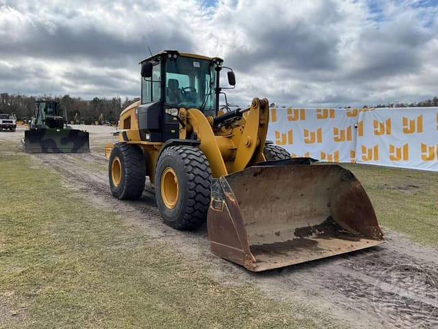 Image of Caterpillar 924K equipment image 2