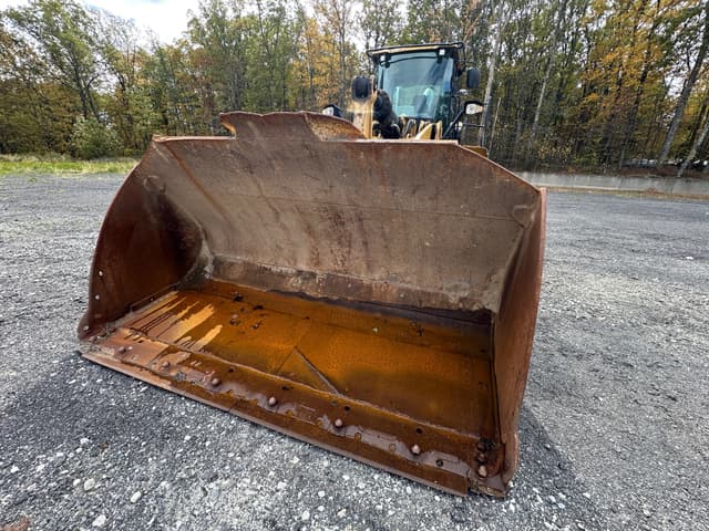 Image of Caterpillar 972K equipment image 4