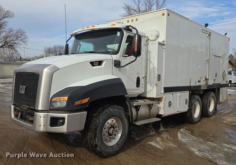 Image of Caterpillar CT660 Primary image