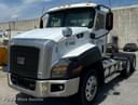2013 Caterpillar CT660S Image