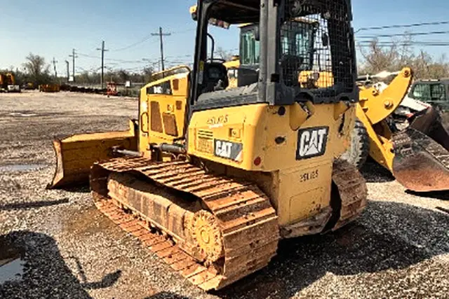 Image of Caterpillar D4K2 LGP equipment image 4