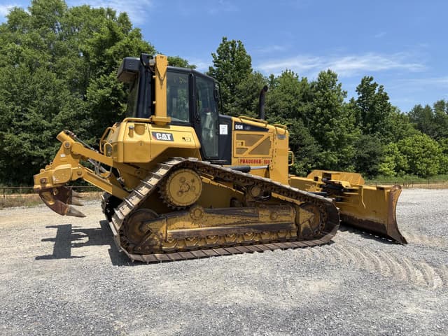 Image of Caterpillar D6N LGP equipment image 2