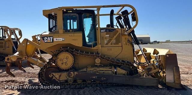 Image of Caterpillar D6T XL equipment image 3