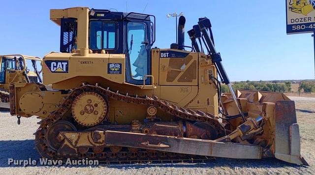 Image of Caterpillar D6T XL equipment image 3