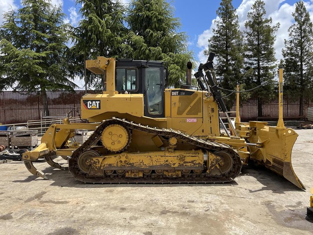 Image of Caterpillar D6T XW Primary image