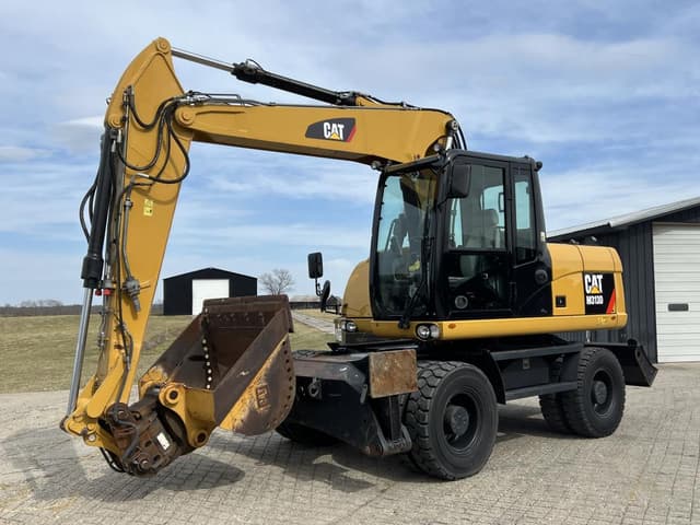 Image of Caterpillar M313D equipment image 1