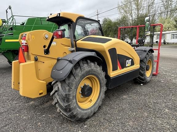 Image of Caterpillar TH407C equipment image 3
