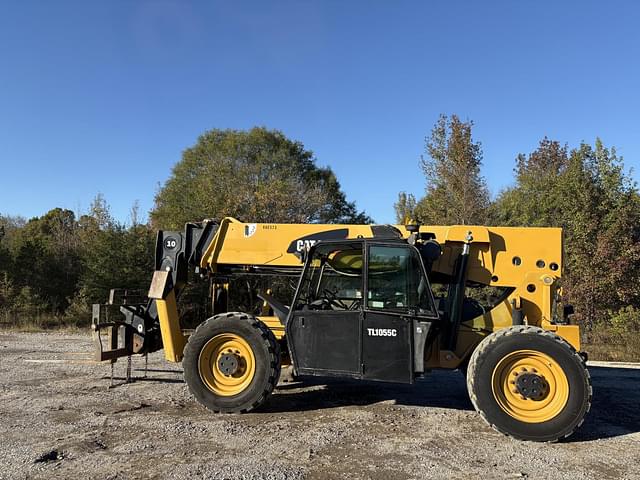 Image of Caterpillar TL1055C equipment image 2