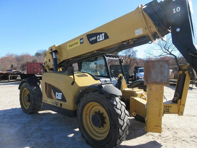 Image of Caterpillar TL1055C equipment image 2