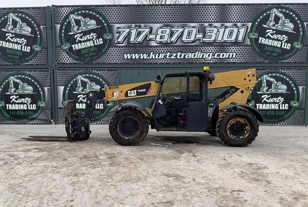 2013 Caterpillar TL642C Equipment Image0