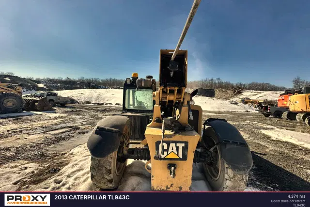 Image of Caterpillar TL943C equipment image 3