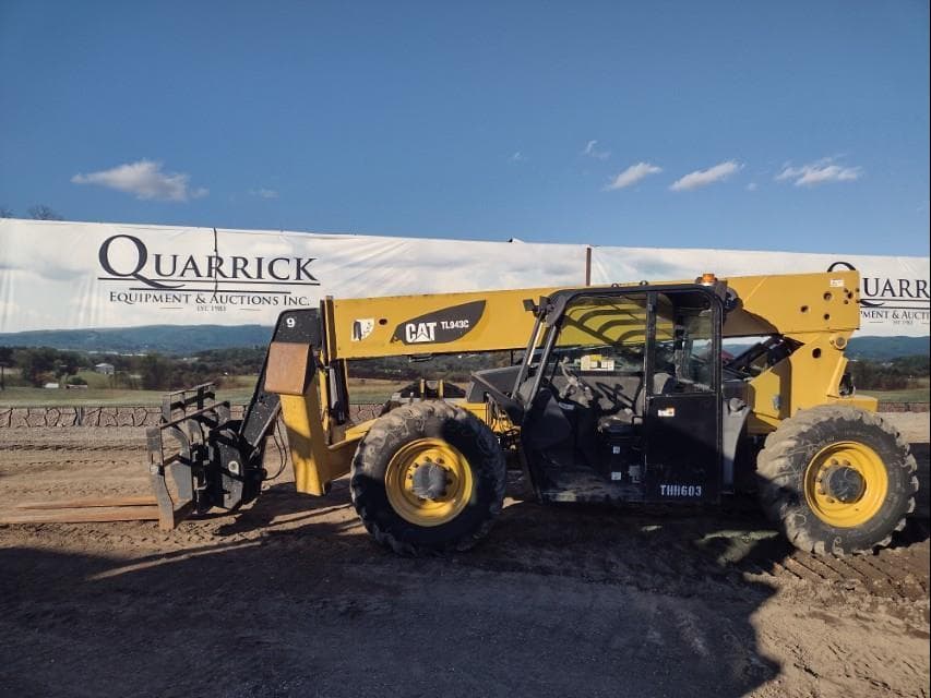 Image of Caterpillar TL943C Primary image