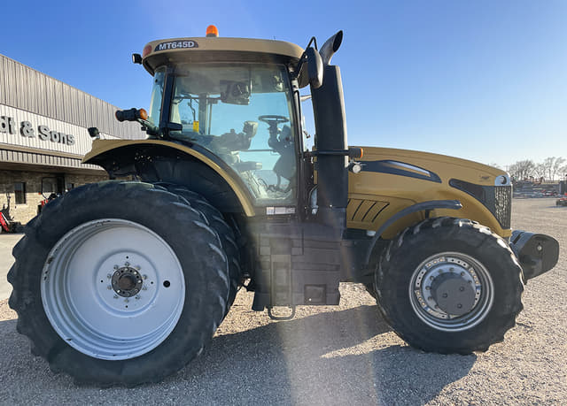 Image of Challenger MT645D equipment image 1