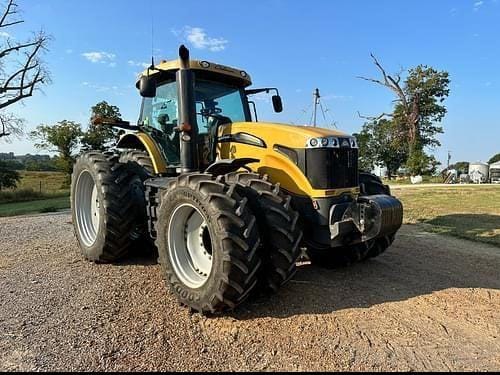2013 Challenger MT675D Equipment Image0