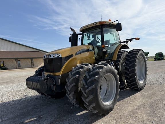 2013 Challenger MT675D Equipment Image0