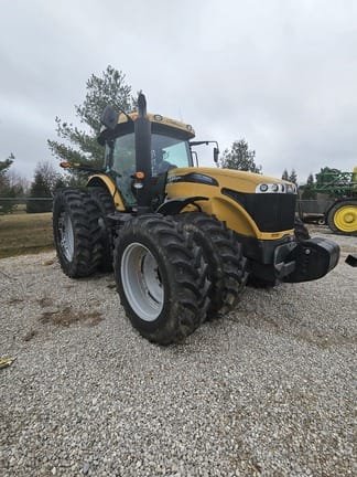 2013 Challenger MT675D Equipment Image0
