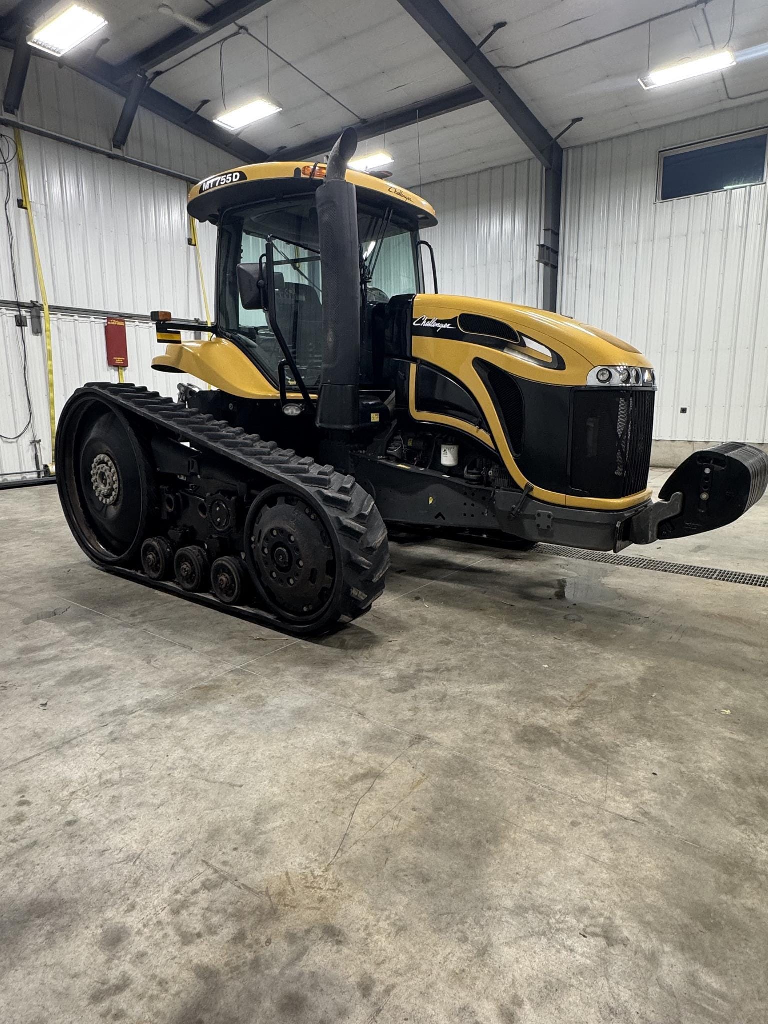 2013 Challenger MT755D Equipment Image0