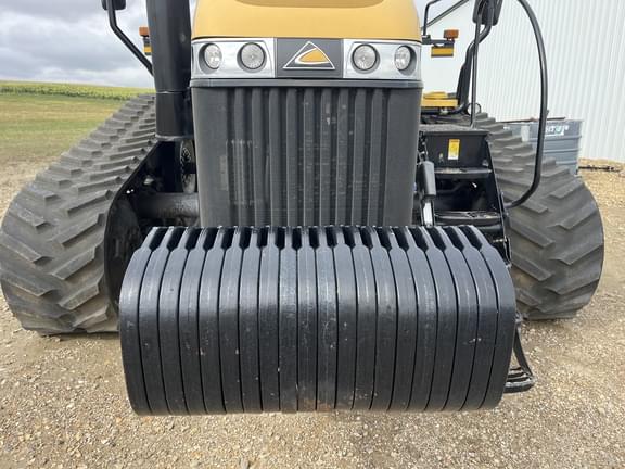 Image of Challenger MT765D equipment image 3