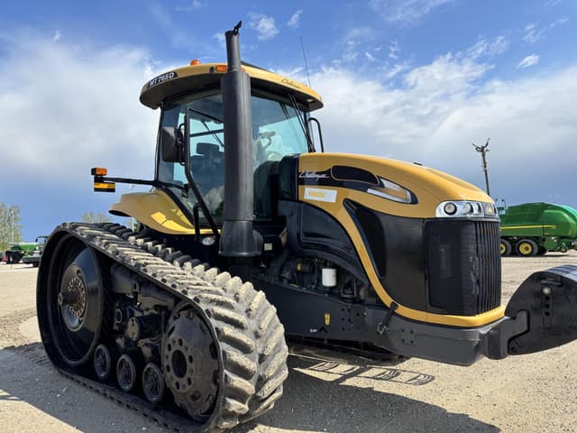 Image of Challenger MT765D equipment image 2