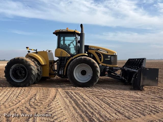 Image of Challenger MT965C equipment image 3