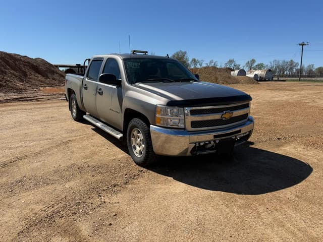 Image of Chevrolet 1500 equipment image 1