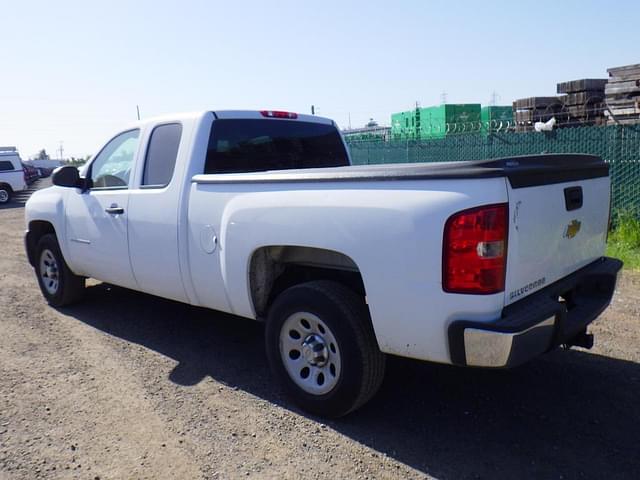 Image of Chevrolet 1500 equipment image 3