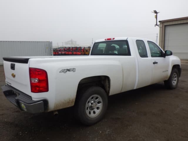 Image of Chevrolet 1500 equipment image 3