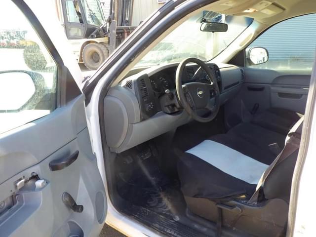 Image of Chevrolet 1500 equipment image 4