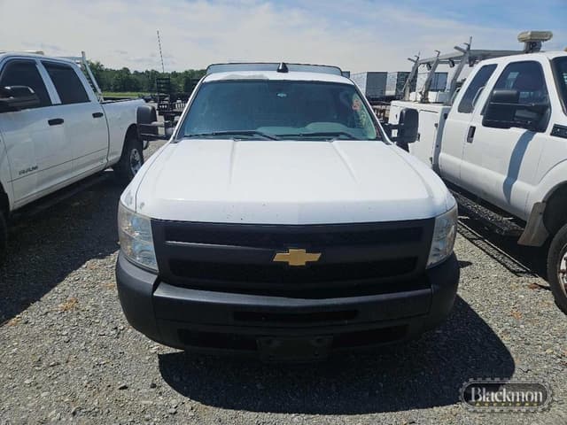Image of Chevrolet 1500 equipment image 1