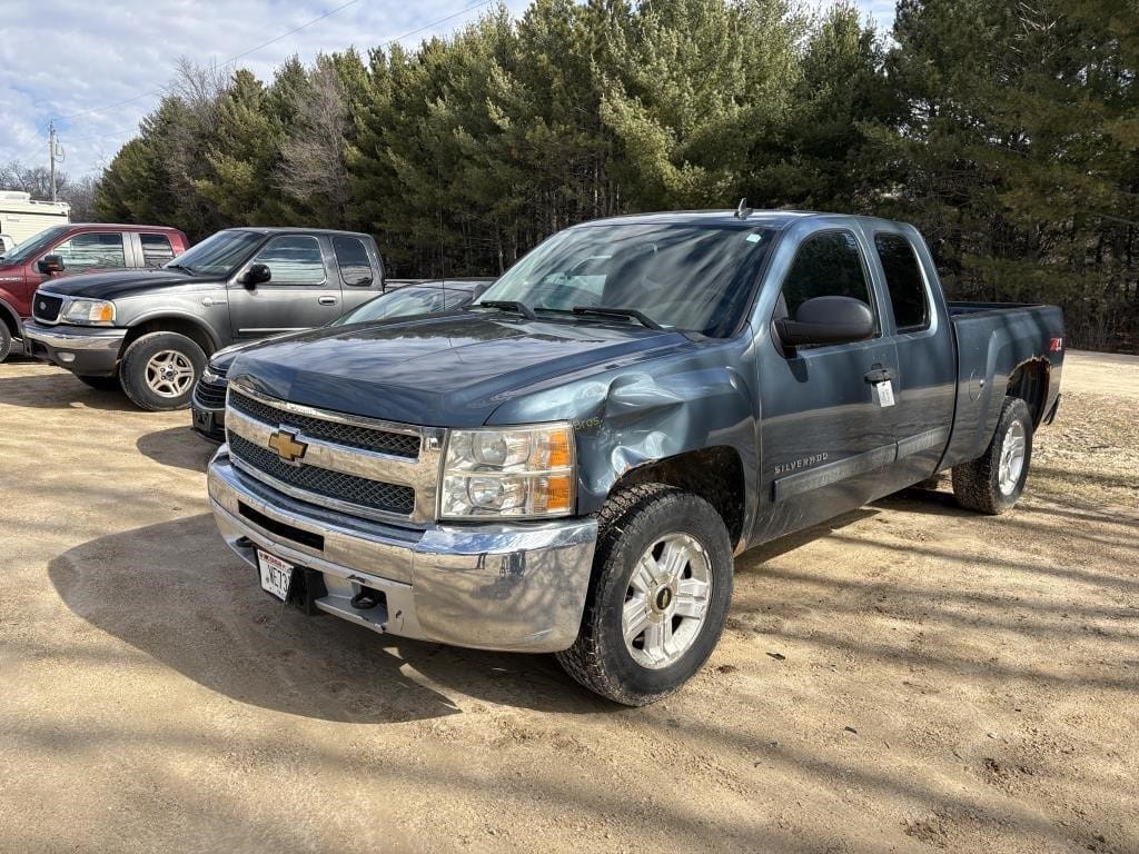 2013 Chevrolet 1500 Equipment Image0