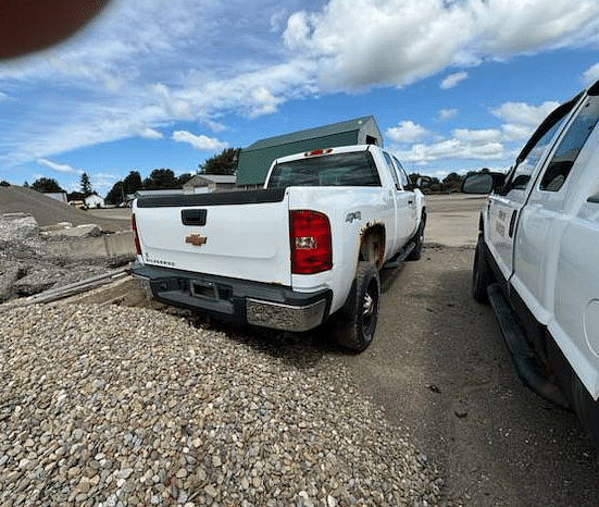 Image of Chevrolet 2500 equipment image 1