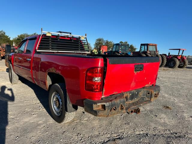 Image of Chevrolet 2500 equipment image 3