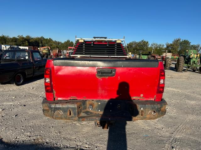 Image of Chevrolet 2500 equipment image 4