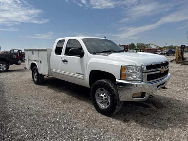 Image of Chevrolet 2500 equipment image 4