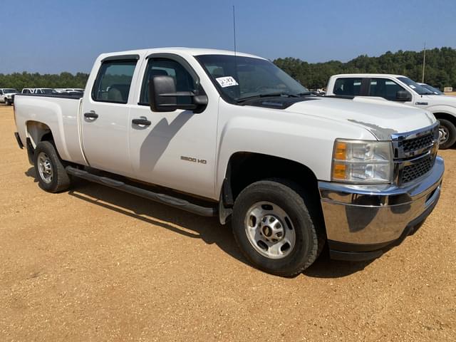 Image of Chevrolet 2500HD equipment image 3