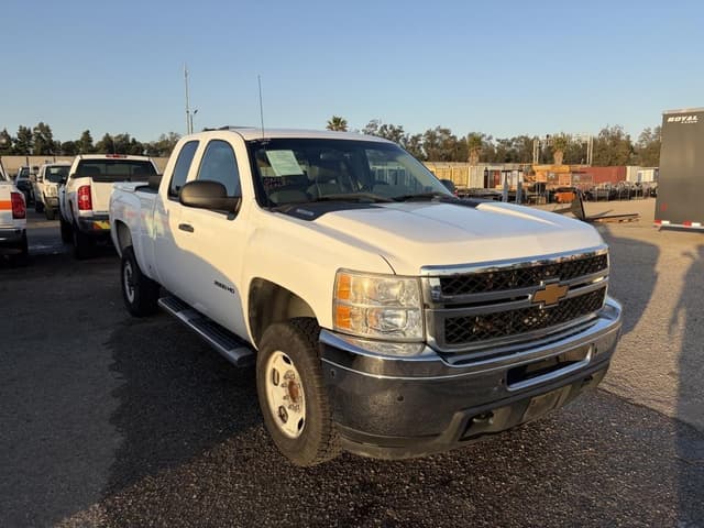 Image of Chevrolet 2500HD equipment image 3