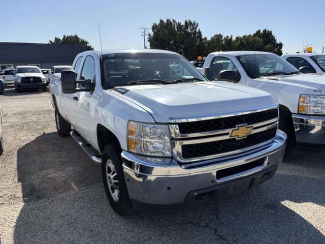 Image of Chevrolet 2500 equipment image 3