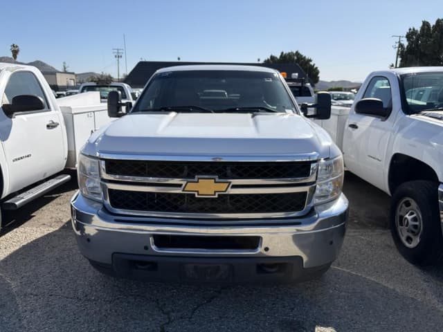 Image of Chevrolet 2500 equipment image 4