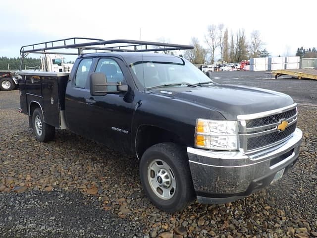 Image of Chevrolet 2500HD equipment image 2