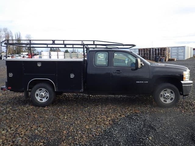 Image of Chevrolet 2500HD equipment image 3