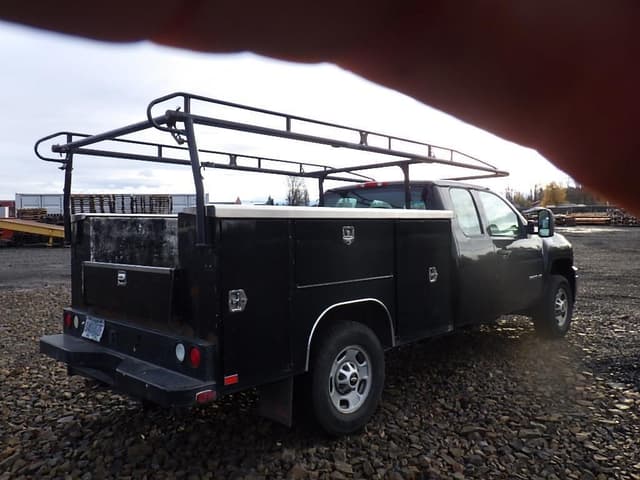 Image of Chevrolet 2500HD equipment image 4