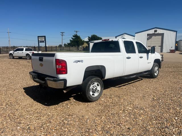 Image of Chevrolet 2500HD equipment image 4