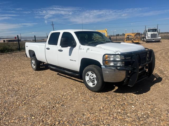 Image of Chevrolet 2500HD equipment image 2