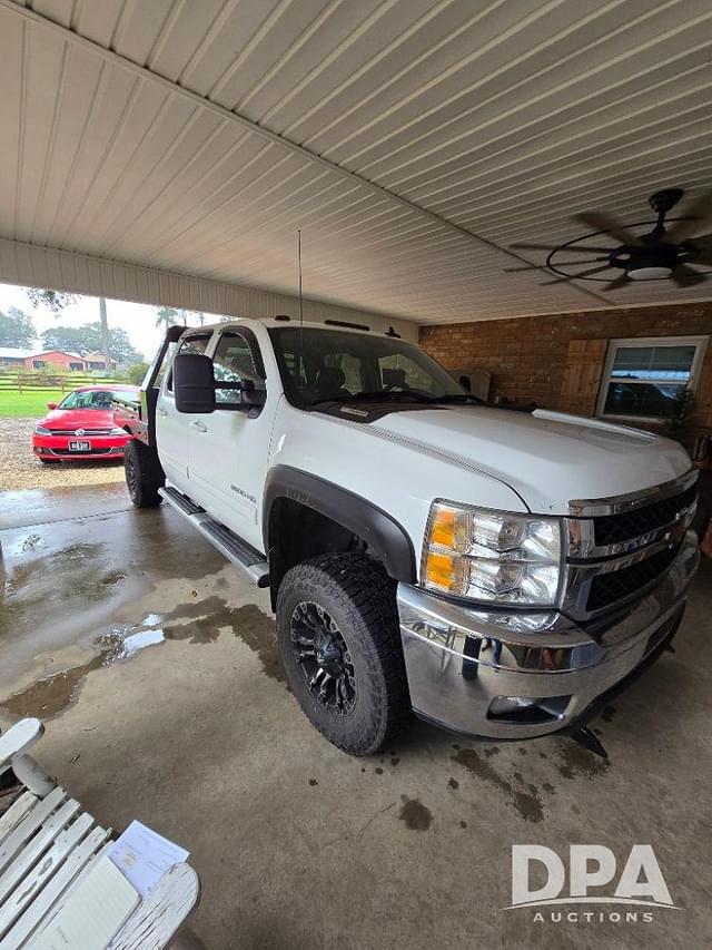 Image of Chevrolet 2500HD equipment image 4