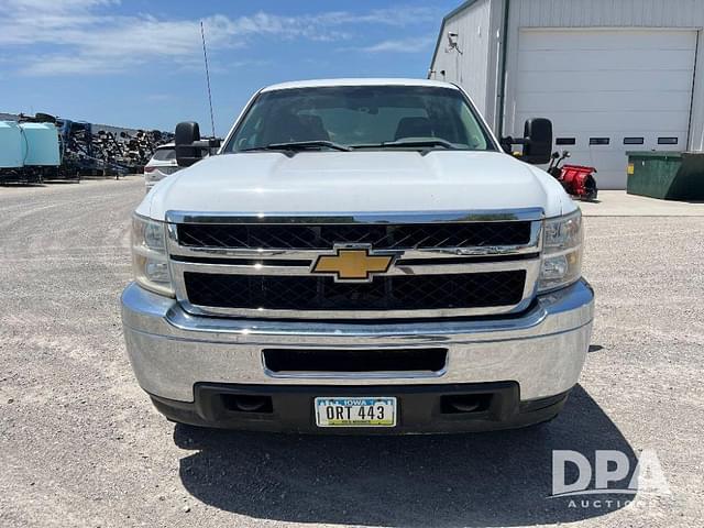 Image of Chevrolet 2500HD equipment image 3