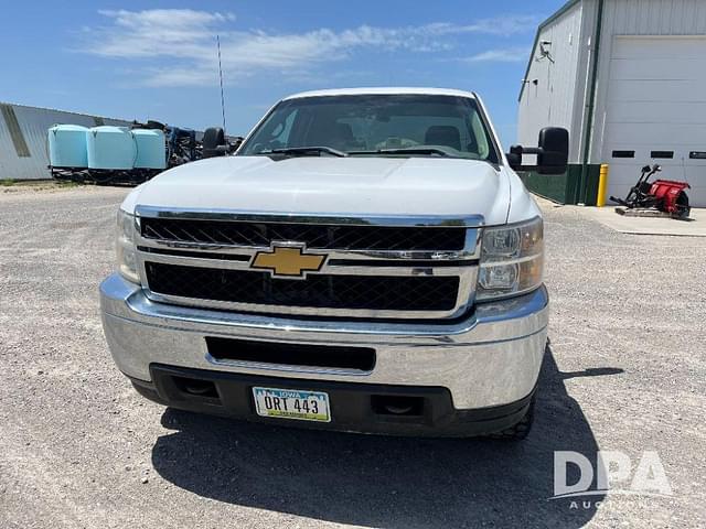 Image of Chevrolet 2500HD equipment image 2