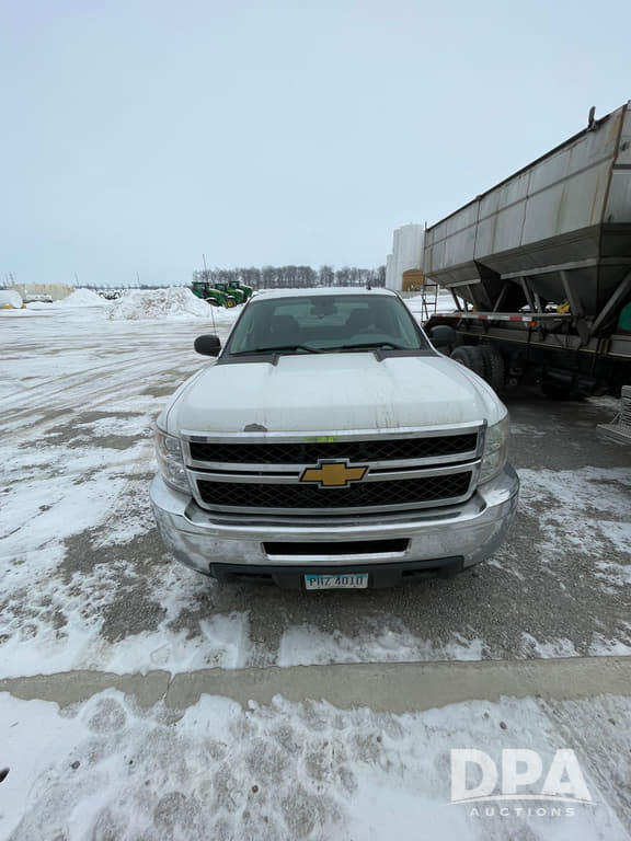 Image of Chevrolet 2500HD equipment image 1