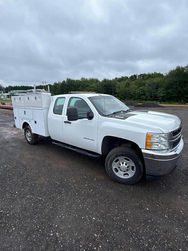 Image of Chevrolet 2500HD equipment image 1