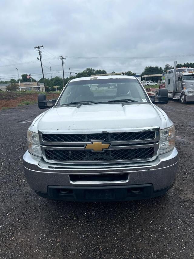 Image of Chevrolet 2500HD equipment image 4